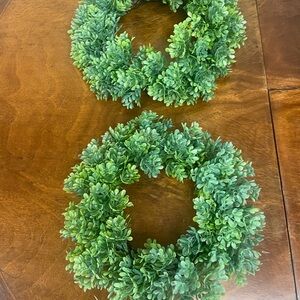 Set of 2 Artificial boxwood lifelike Wreaths 12” round w/ hanger